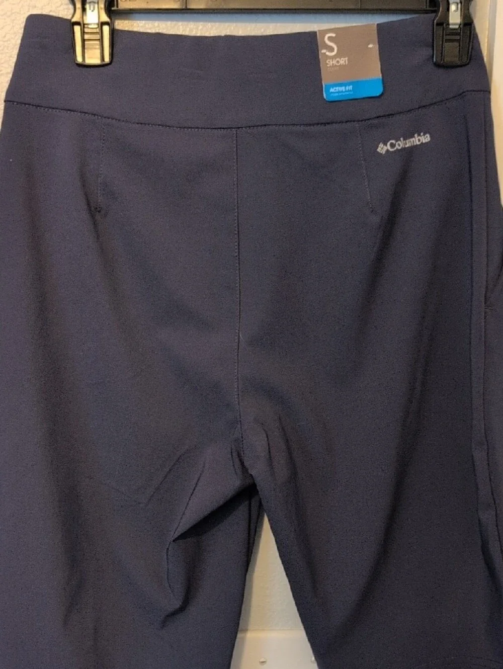 Columbia Dark Navy Women's Stretch Outdoor Shorts Brand New